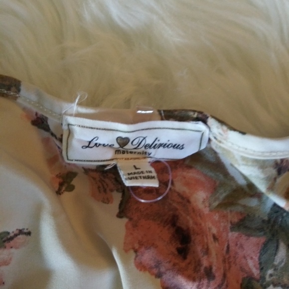 Maternity top - Picture 3 of 3